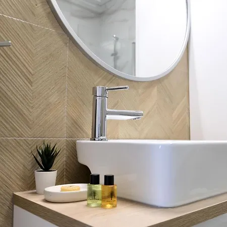 Apartment Space And More, Dmowskiego - 20 Minut Do Rynku, Self Check-in 24h, Parking Wroclaw