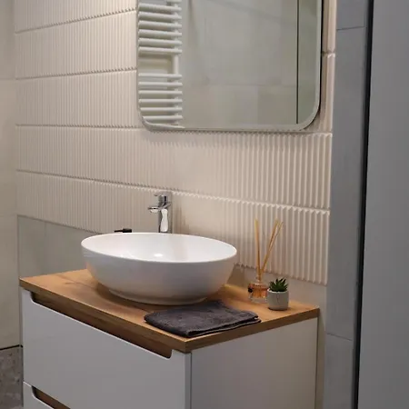 Space&more, Dmowskiego - 20 Minut Do Rynku, Self Check-in 24h, Parking