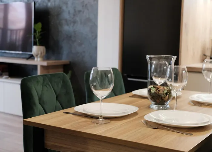 Spacemore Apartments, Dmowskiego - 20 Minut Do Rynku, Self Check-in 24h, Parking, Bikes Apartman *