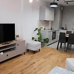 Spacemore Apartments, Dmowskiego - 20 Minut Do Rynku, Self Check-in 24h, Parking, Bikes Breslavia