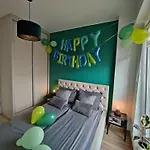 Spacemore Apartments, Dmowskiego - 20 Minut Do Rynku, Self Check-in 24h, Parking, Bikes Appartamento Breslavia