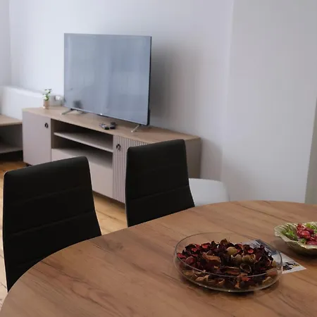 Spacemore Apartments, Dmowskiego - 20 Minut Do Rynku, Self Check-in 24h, Parking, Bikes Апартаменты Вроцлав