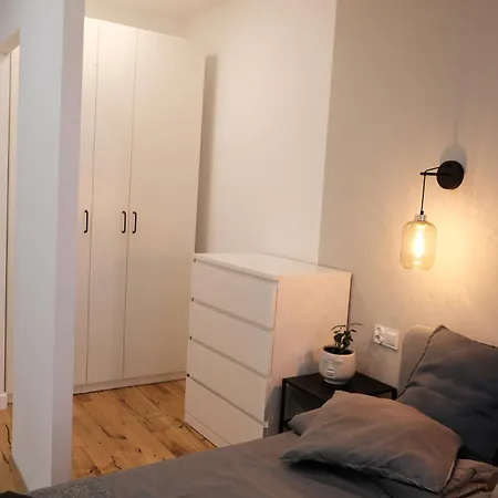 Spacemore Apartments, Dmowskiego - 20 Minut Do Rynku, Self Check-in 24h, Parking, Bikes Апартаменты Вроцлав