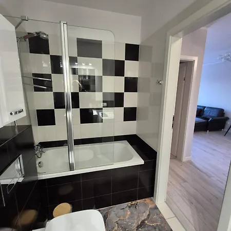 Spacemore Apartments, Dmowskiego - 20 Minut Do Rynku, Self Check-in 24h, Parking, Bikes Апартаменты *