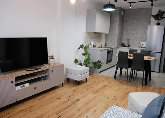 Spacemore Apartments, Dmowskiego - 20 Minut Do Rynku, Self Check-in 24h, Parking, Bikes 브로츠와프