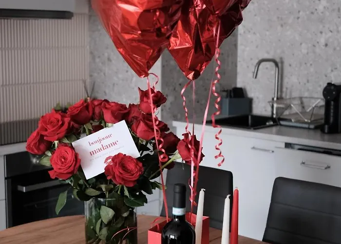 Spacemore Apartments, Dmowskiego - 20 Minut Do Rynku, Self Check-in 24h, Parking, Bikes 브로츠와프